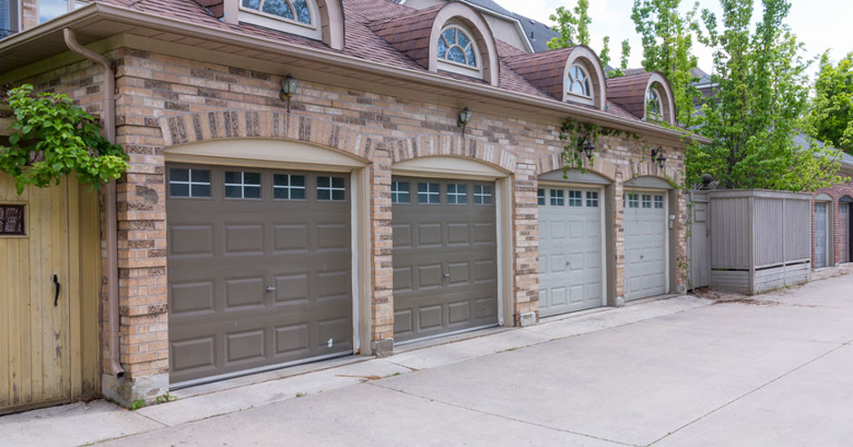 Broken garage door repair Fair Lawn